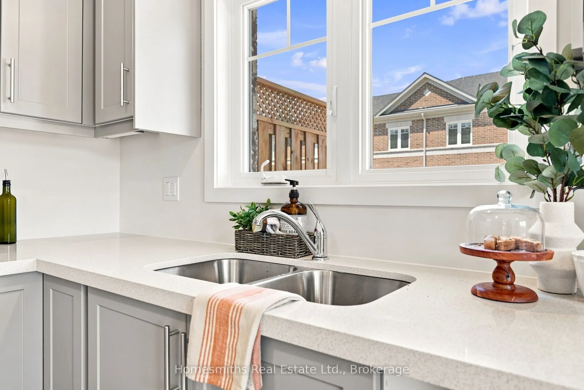 75 Addyman Crescent