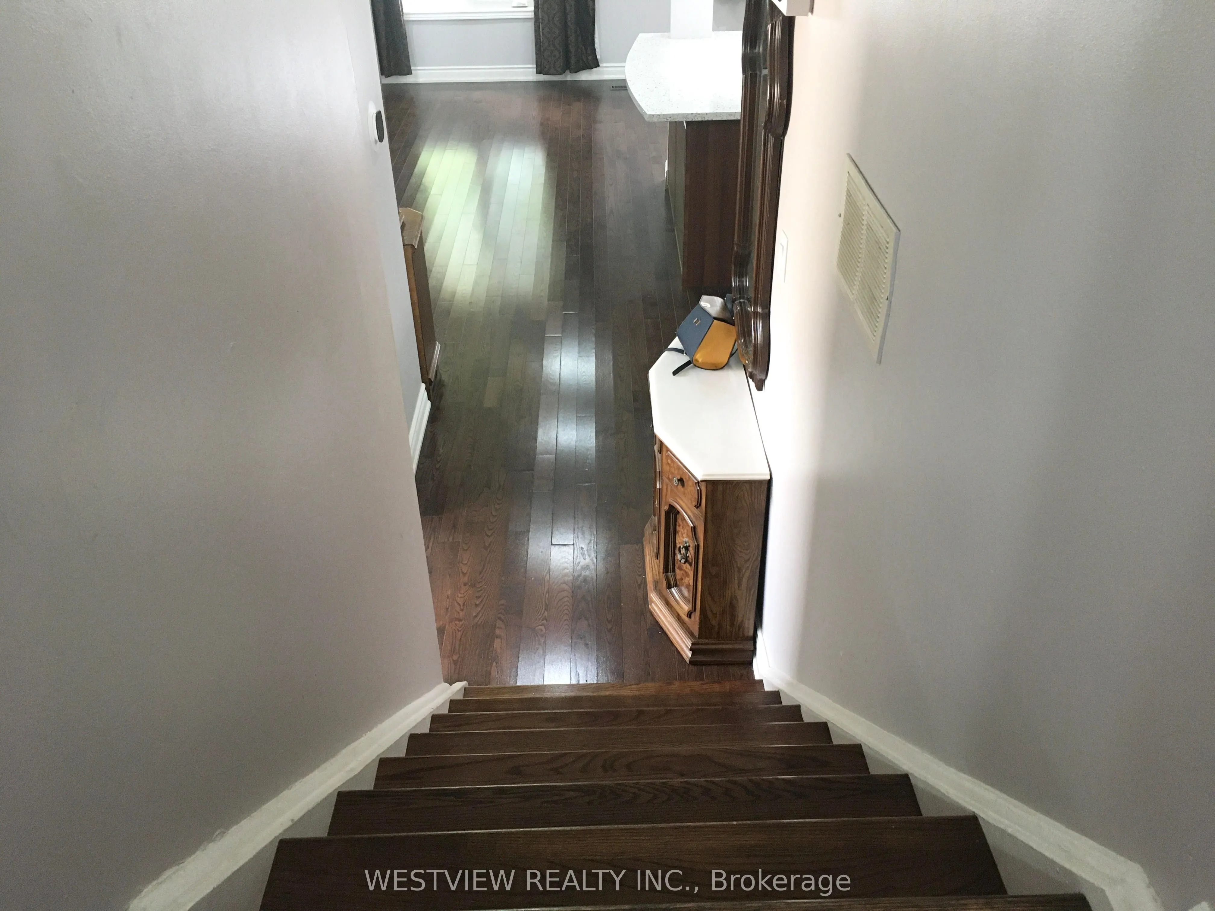 19 Coxworth Crescent