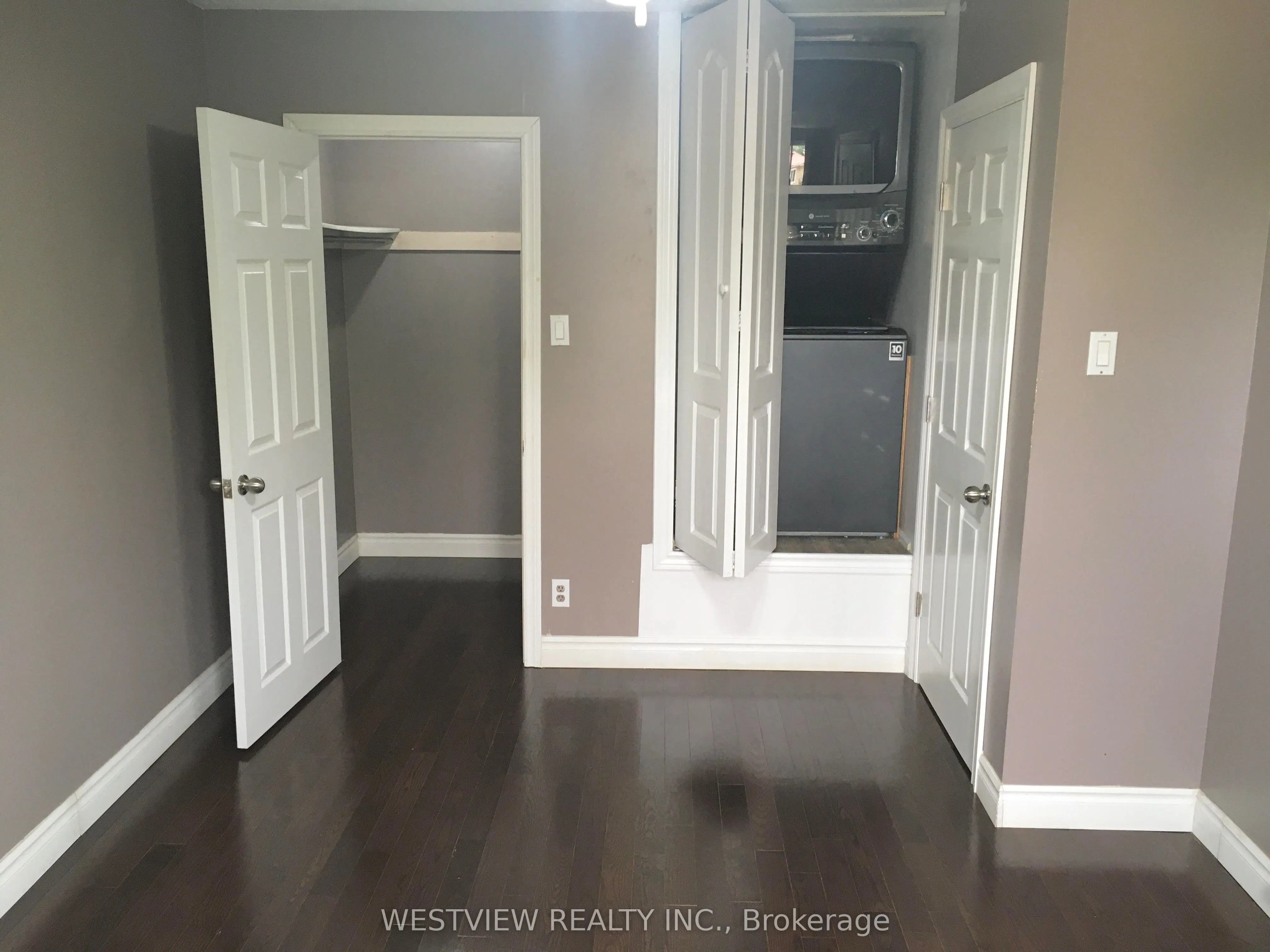 19 Coxworth Crescent