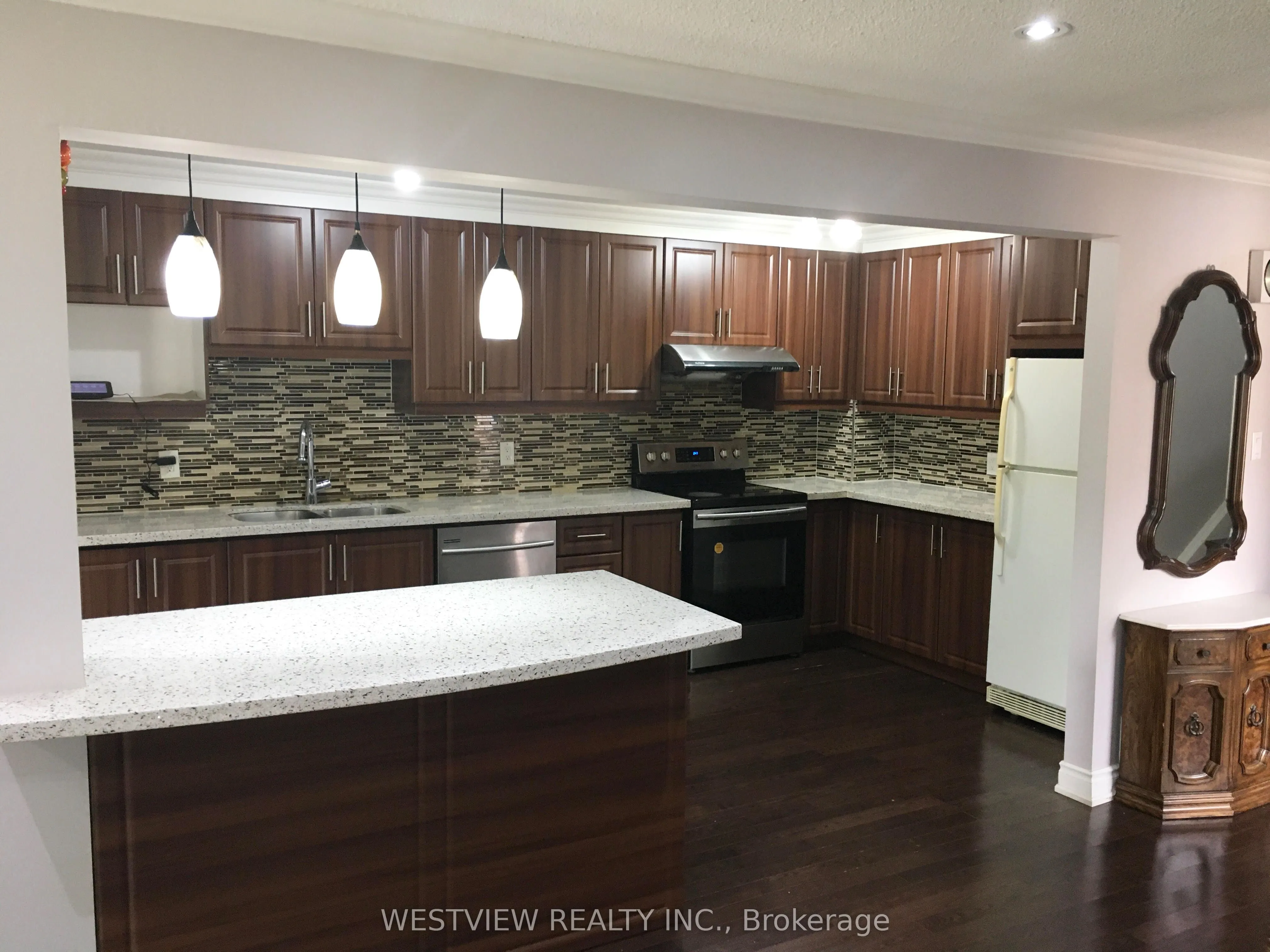 19 Coxworth Crescent