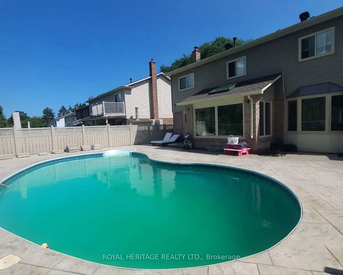 1221 Fieldstone Circle