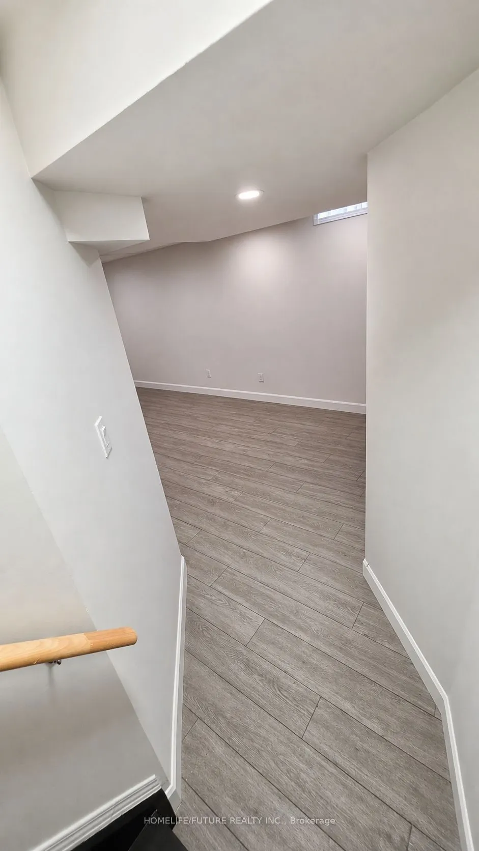 98 Guildwood Drive