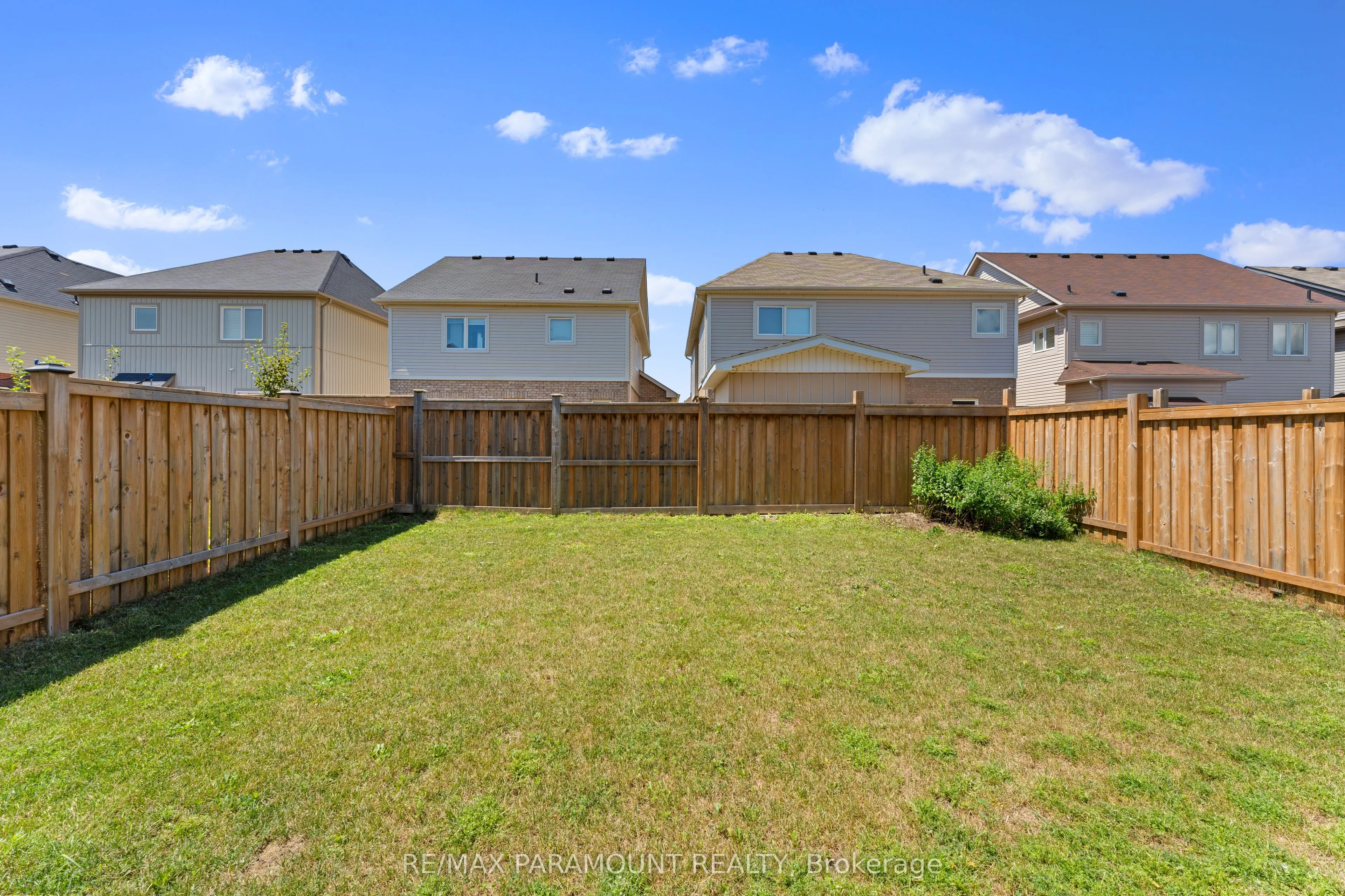 18 Tait Crescent