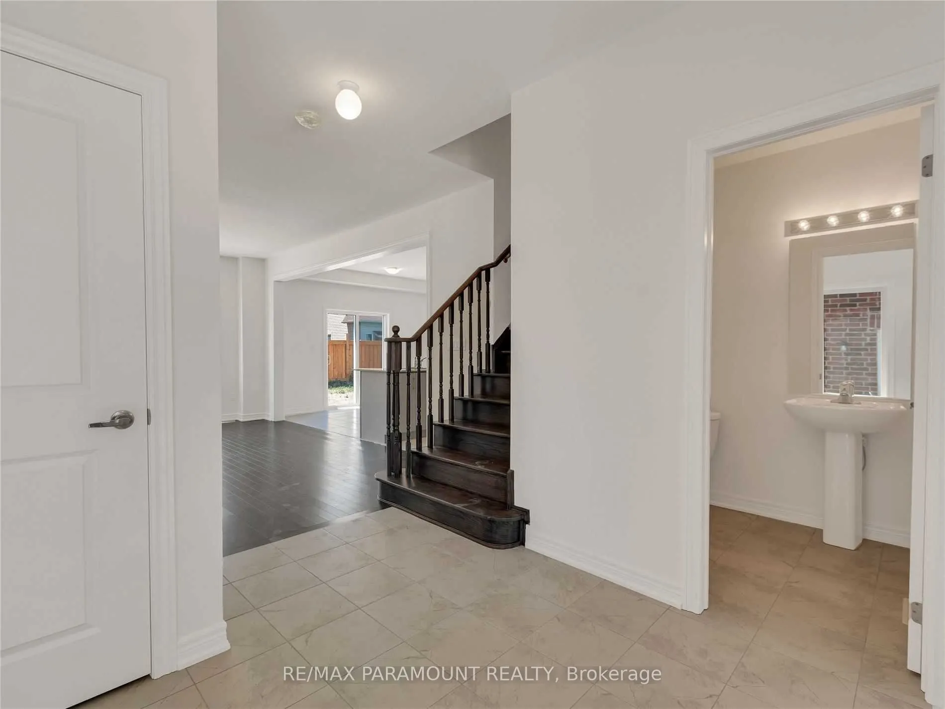 18 Tait Crescent
