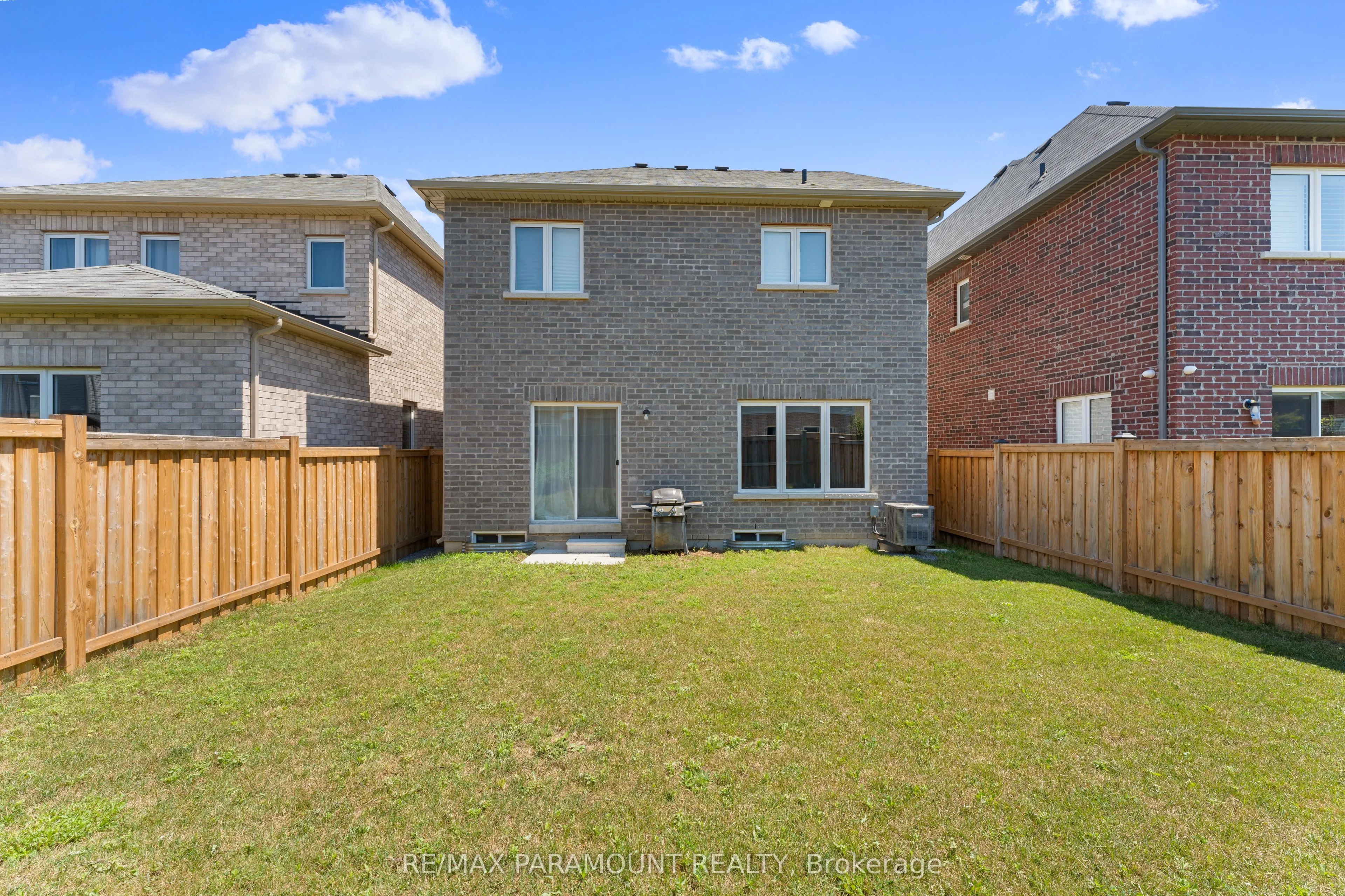 18 Tait Crescent