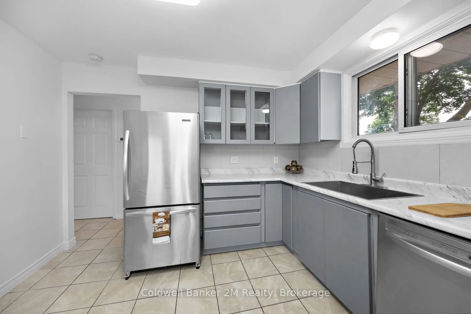 152 Taunton Road W