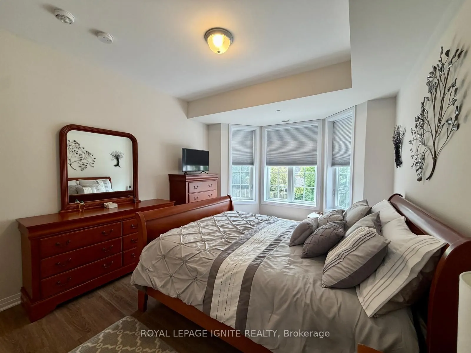 65 Shipway Avenue #213