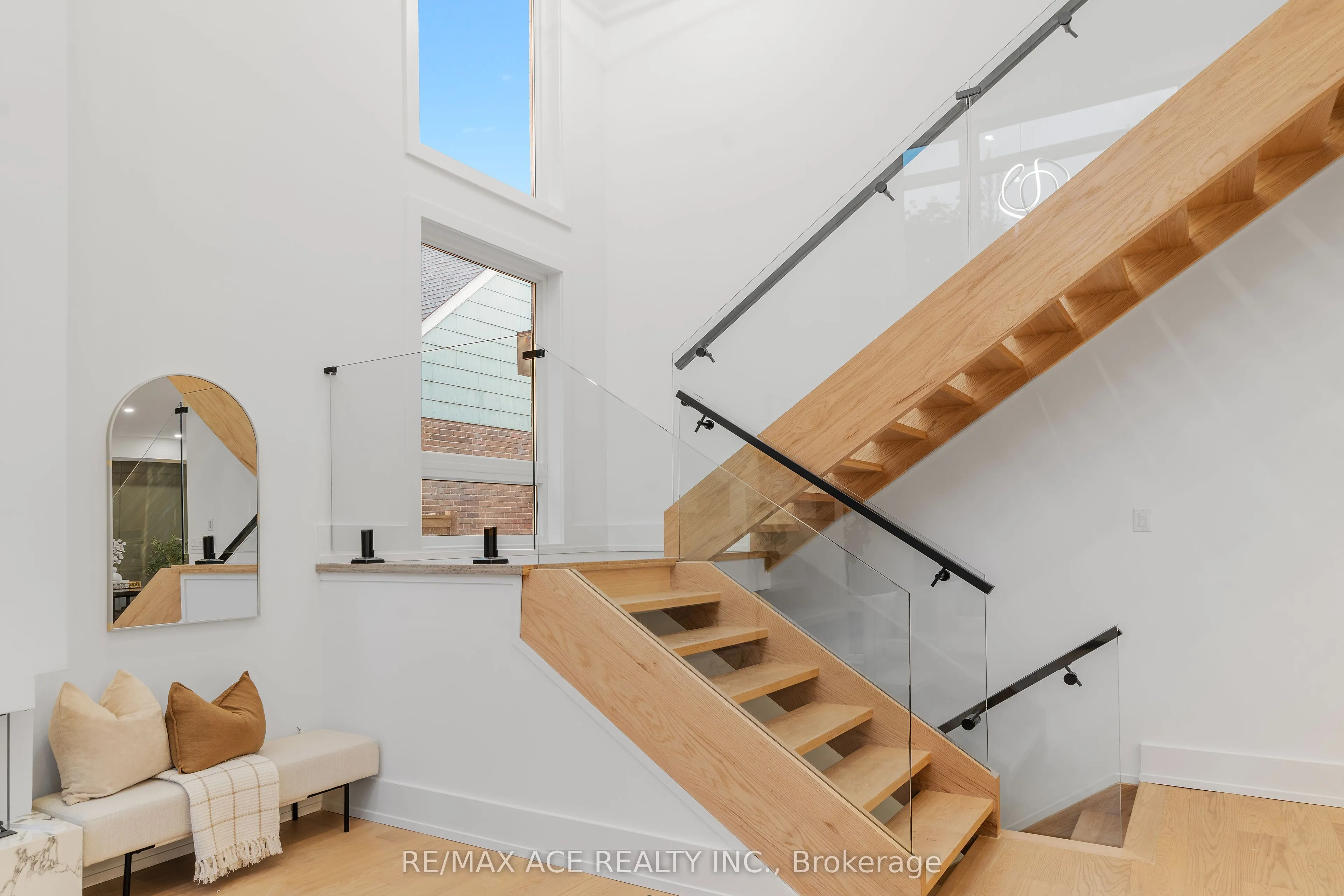175 Harewood Avenue