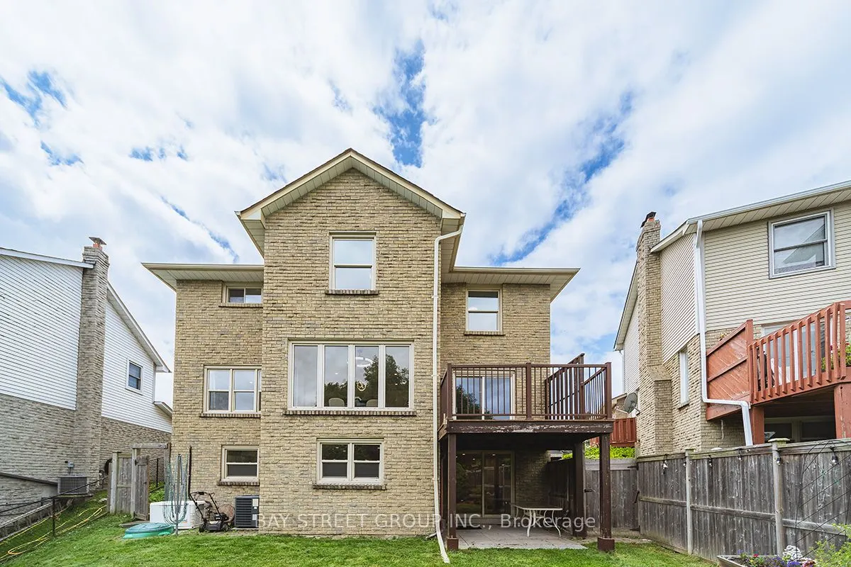 338 Prince of Wales Drive