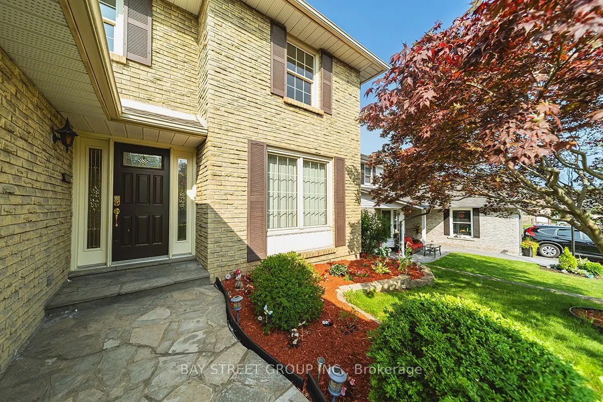 338 Prince of Wales Drive