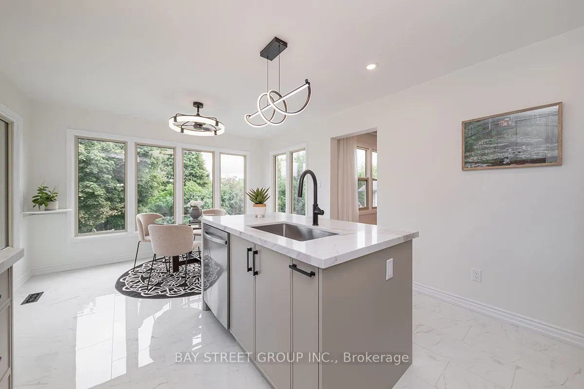 338 Prince of Wales Drive