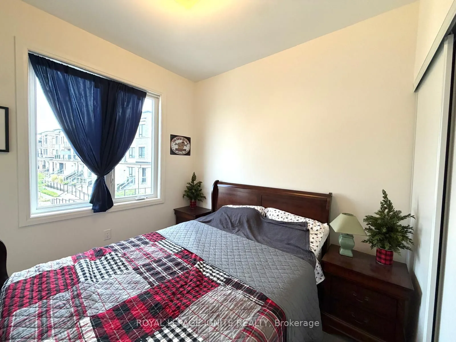 559 Port Darlington Road