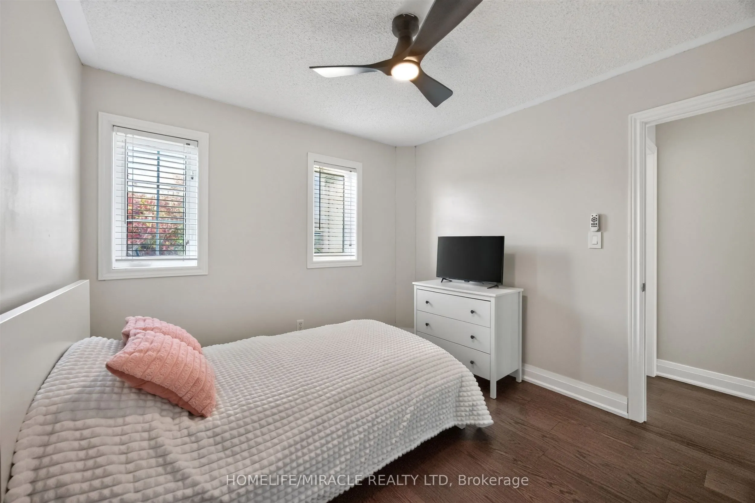 93 Scepter Place
