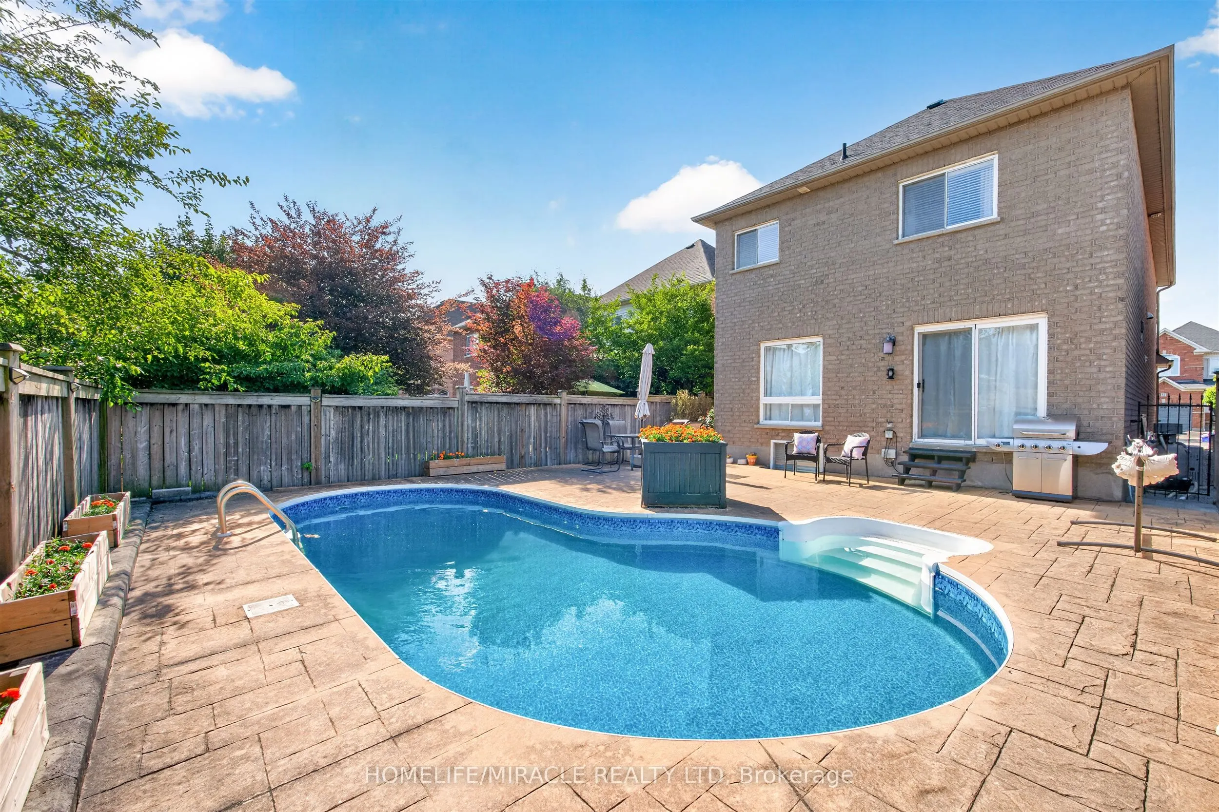 93 Scepter Place