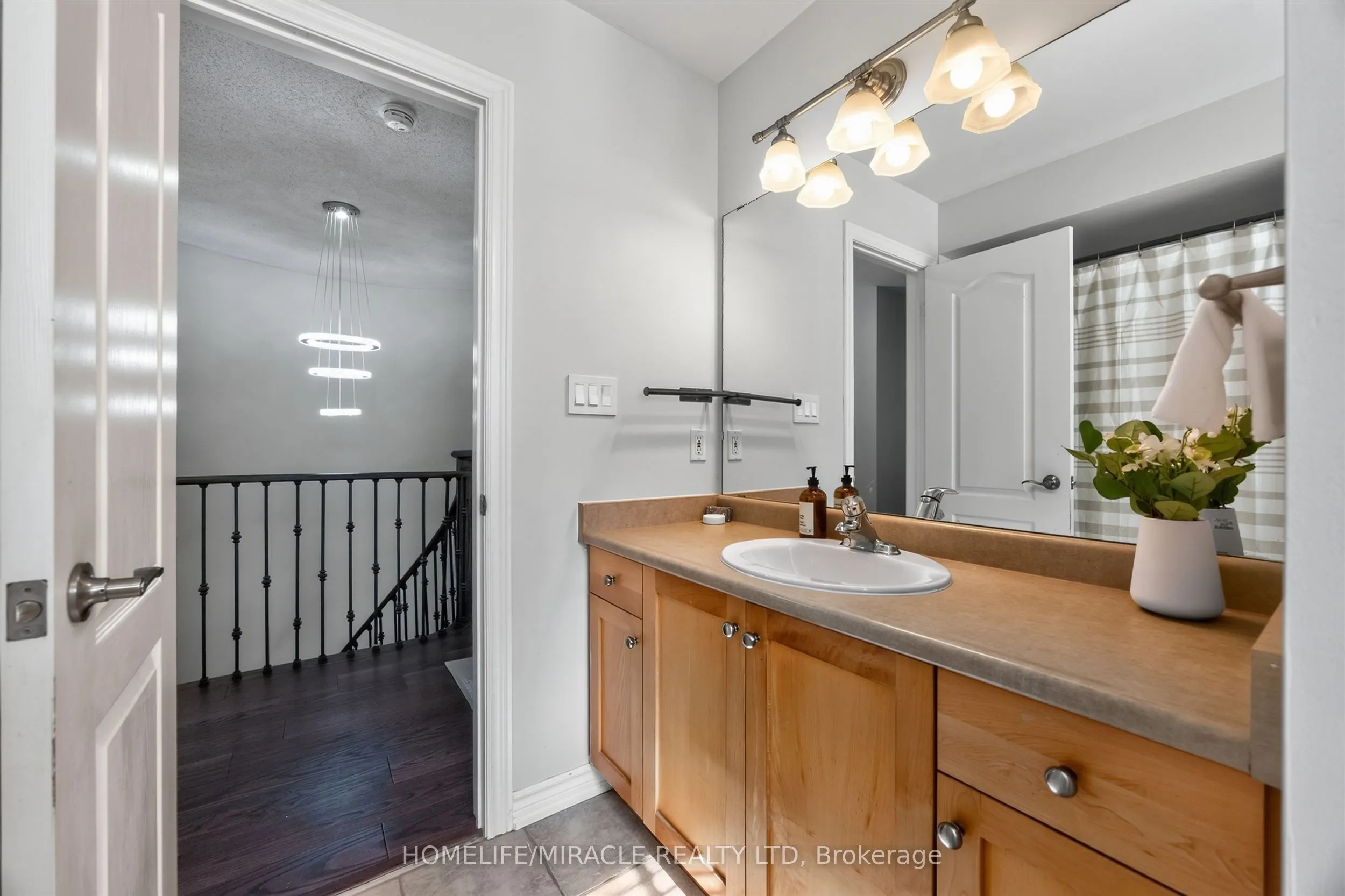 93 Scepter Place
