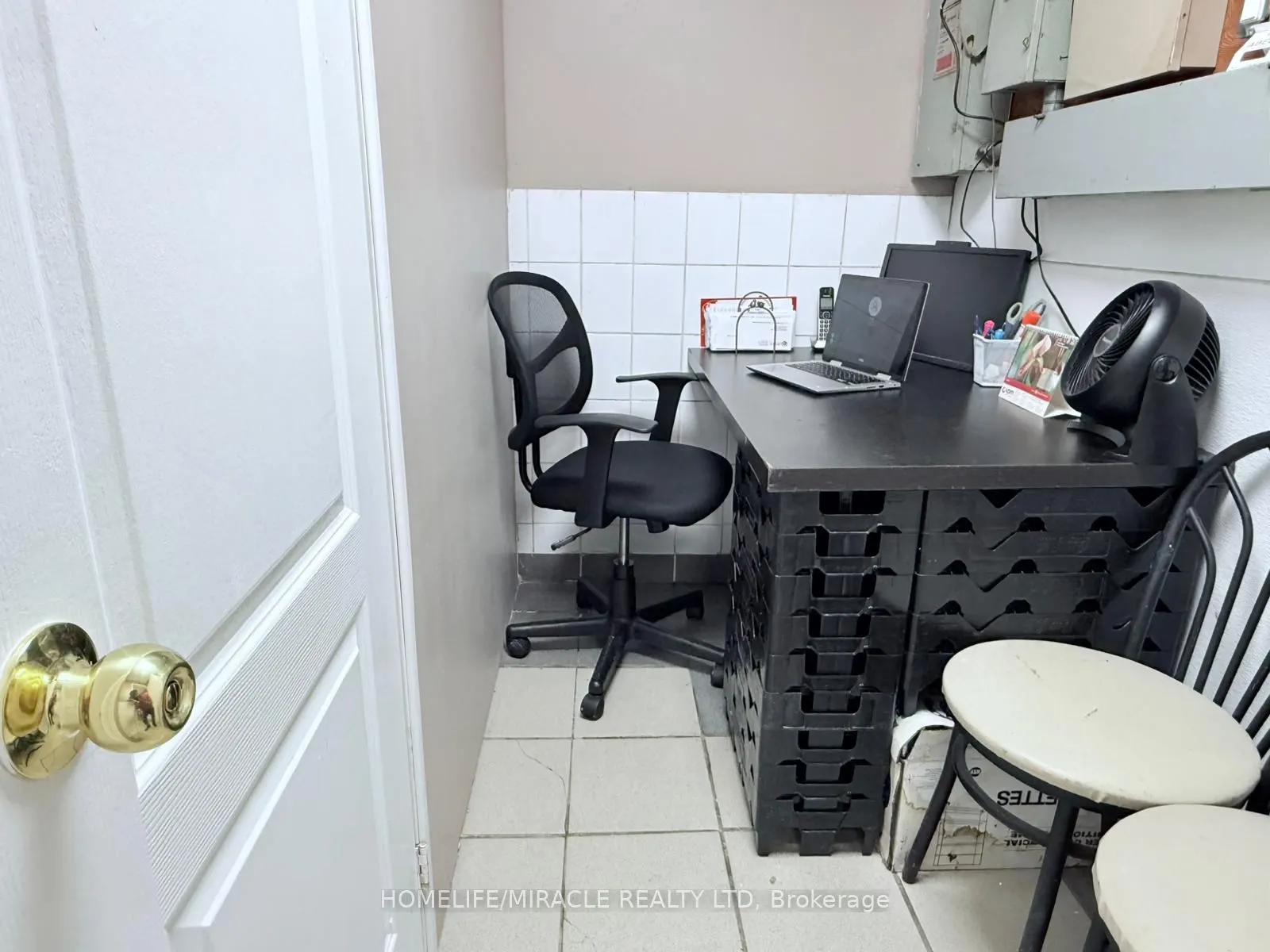 1335 Simcoe Street N