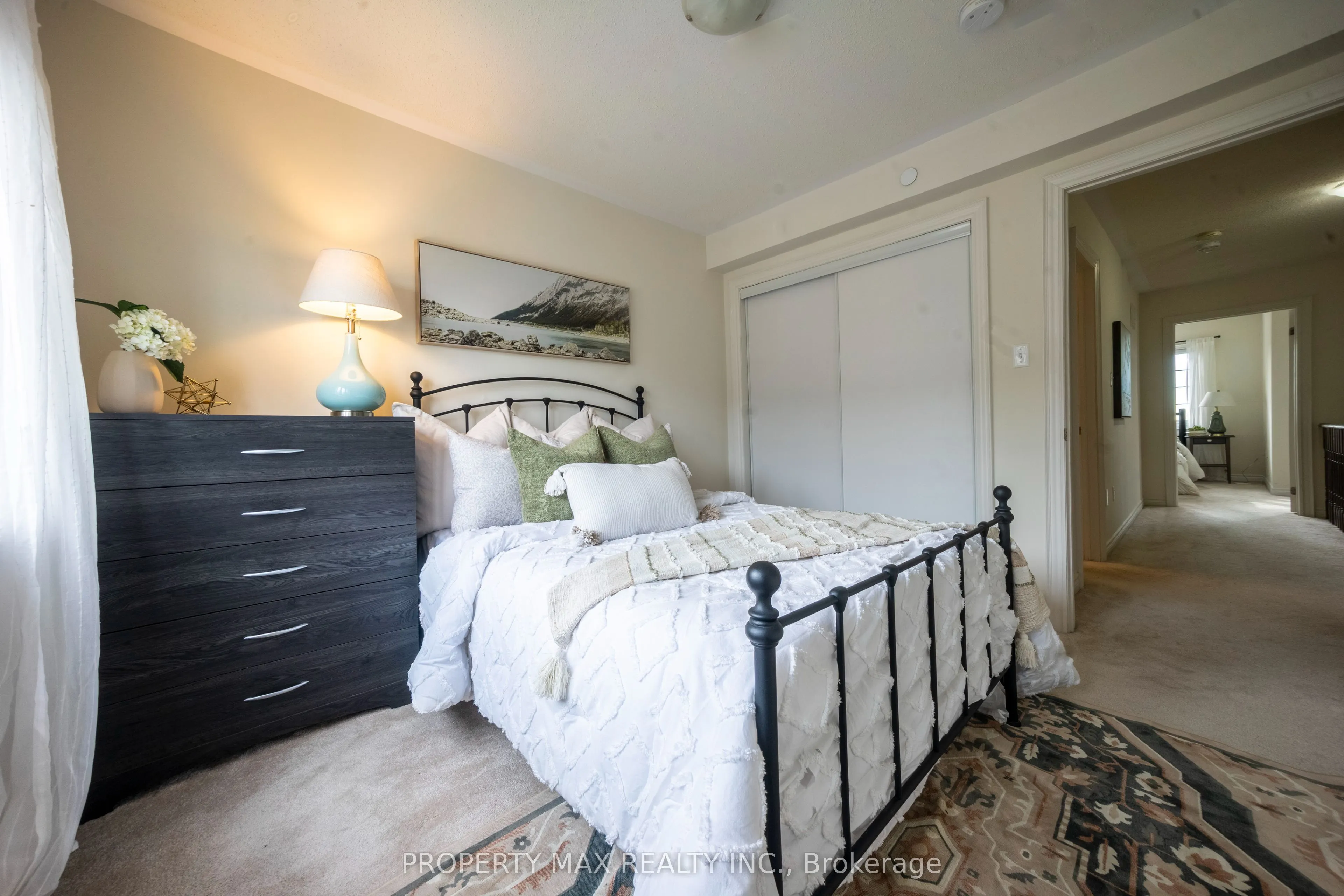 2589 Bromus Path