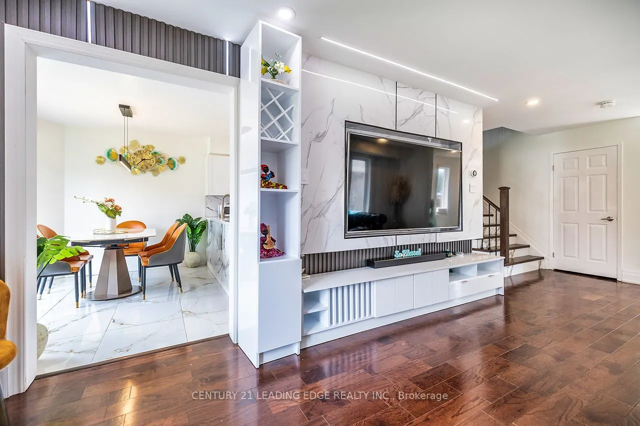 14 GUILDWOOD Drive
