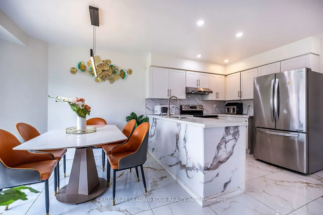 14 GUILDWOOD Drive