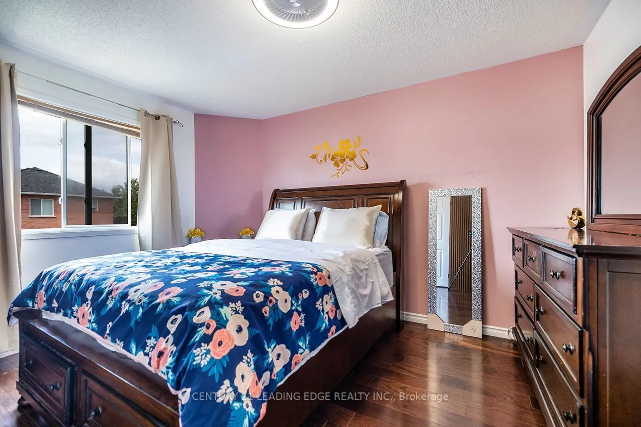 14 GUILDWOOD Drive