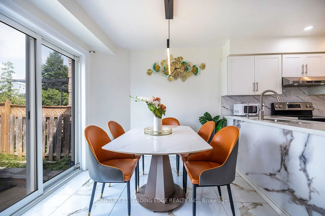 14 GUILDWOOD Drive