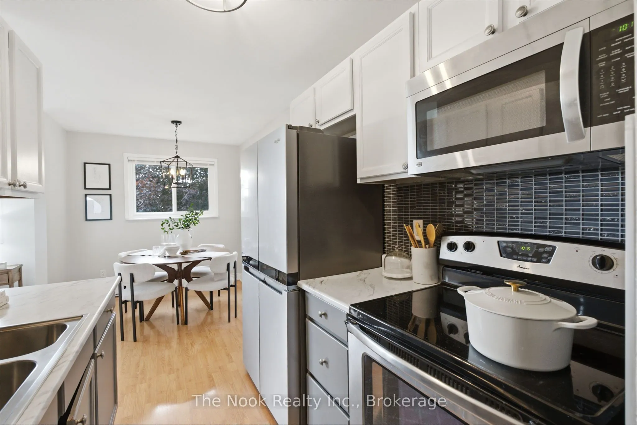 540 Mary Street E #1-3