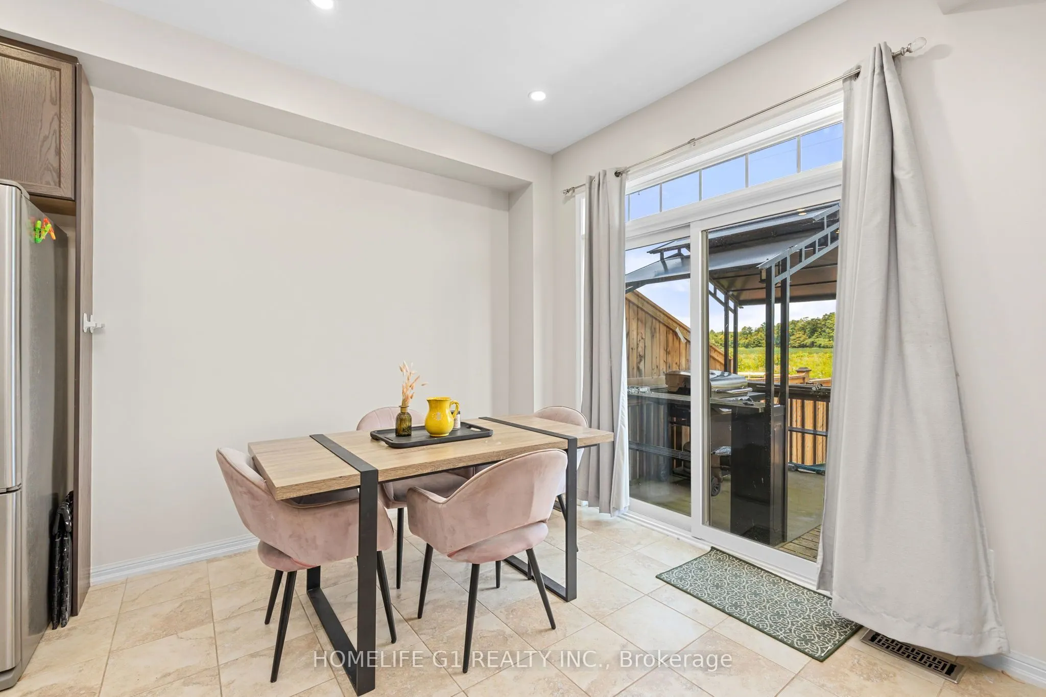 10 Hurst Drive