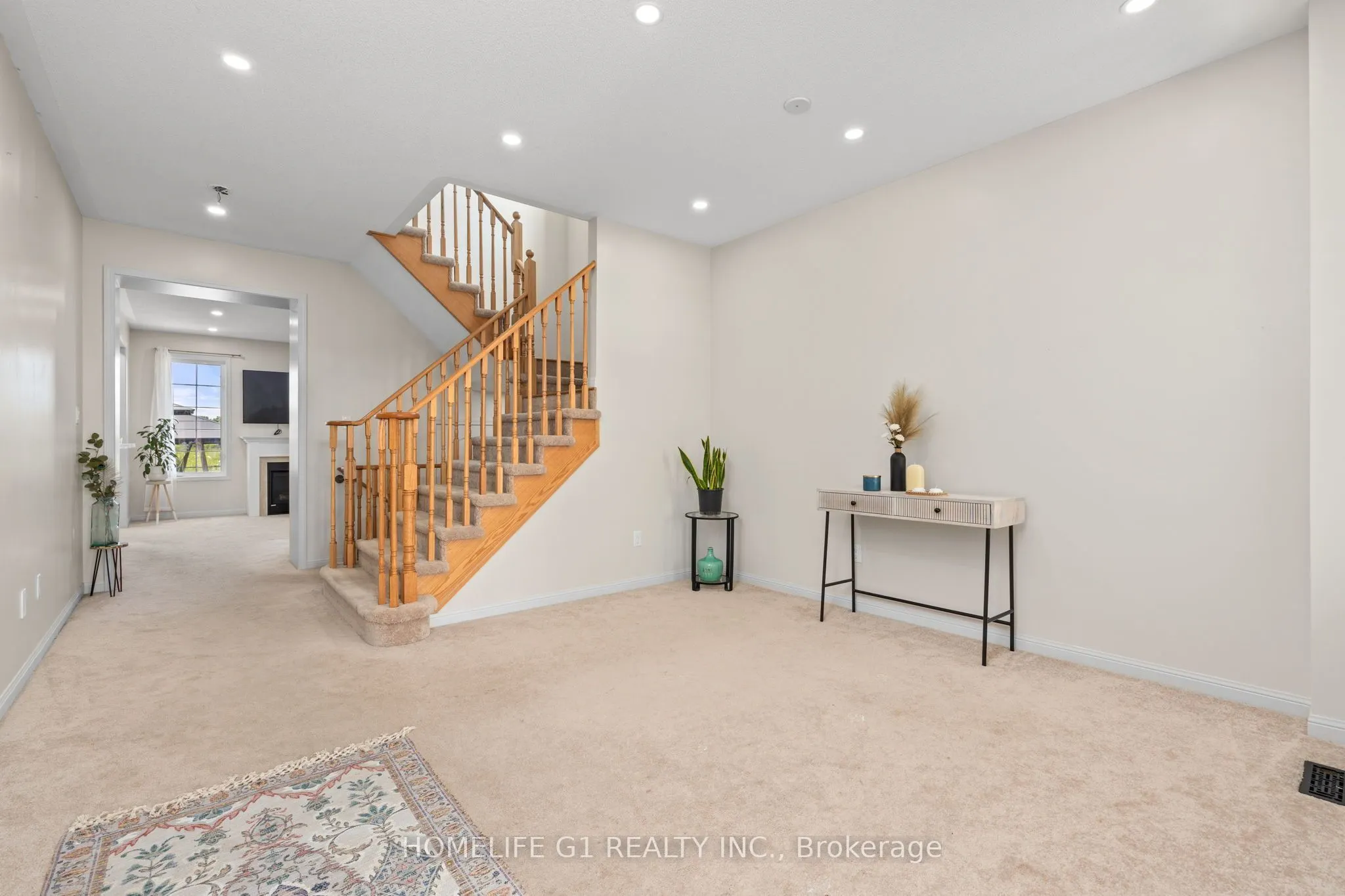 10 Hurst Drive