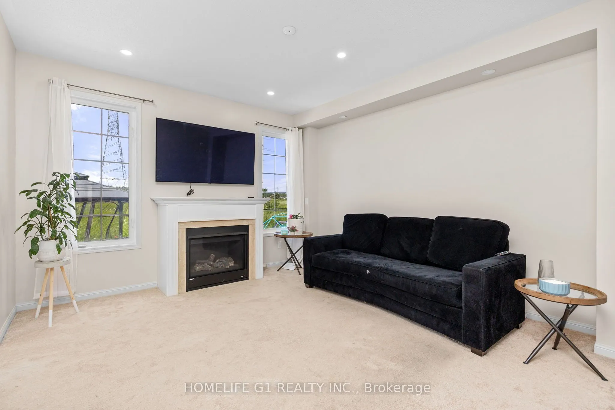 10 Hurst Drive