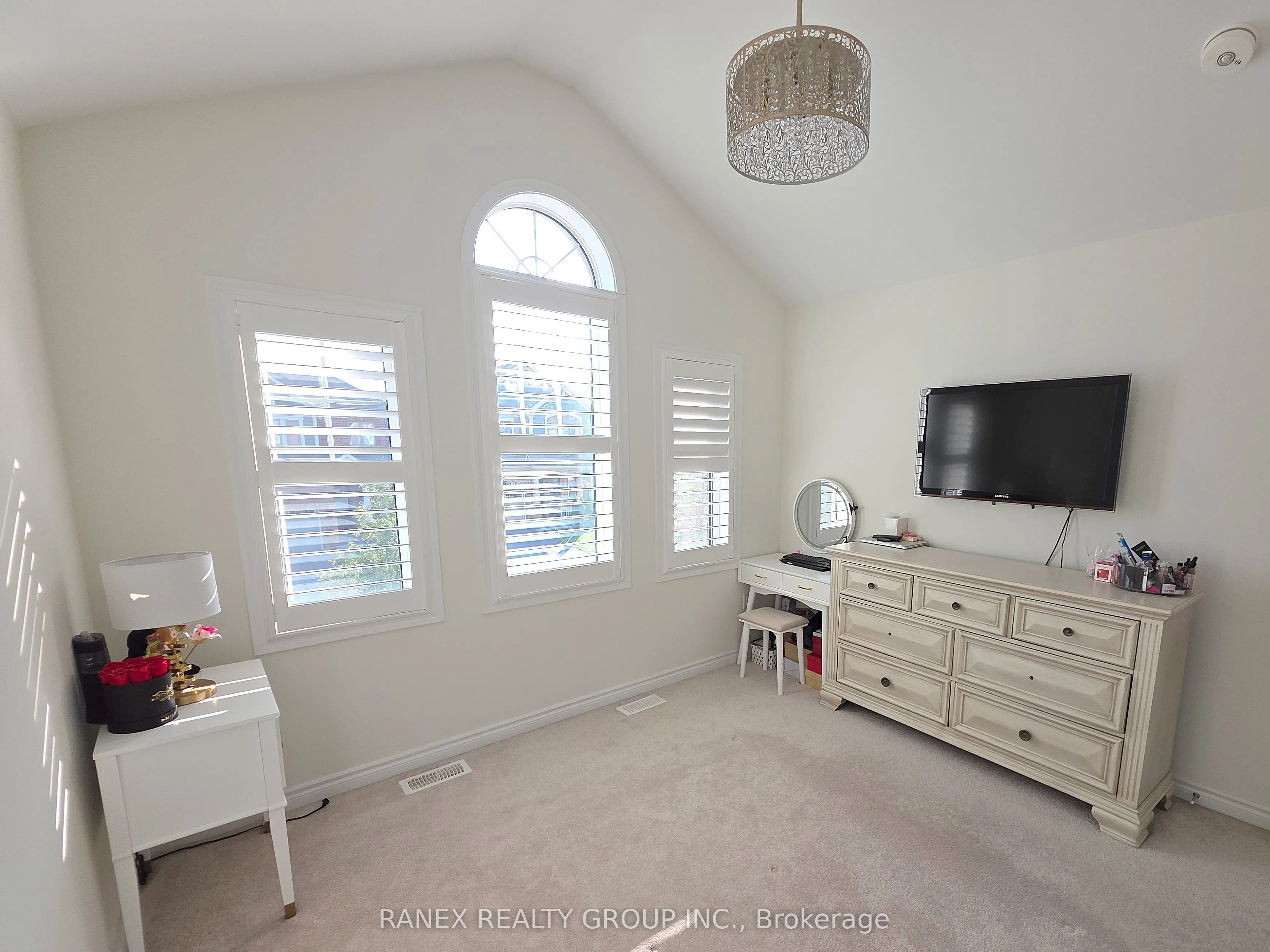 13 Littlebeck Crescent