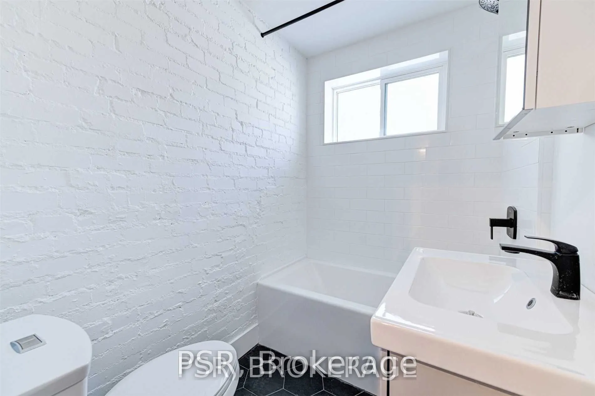 87 Hammersmith Avenue #Main