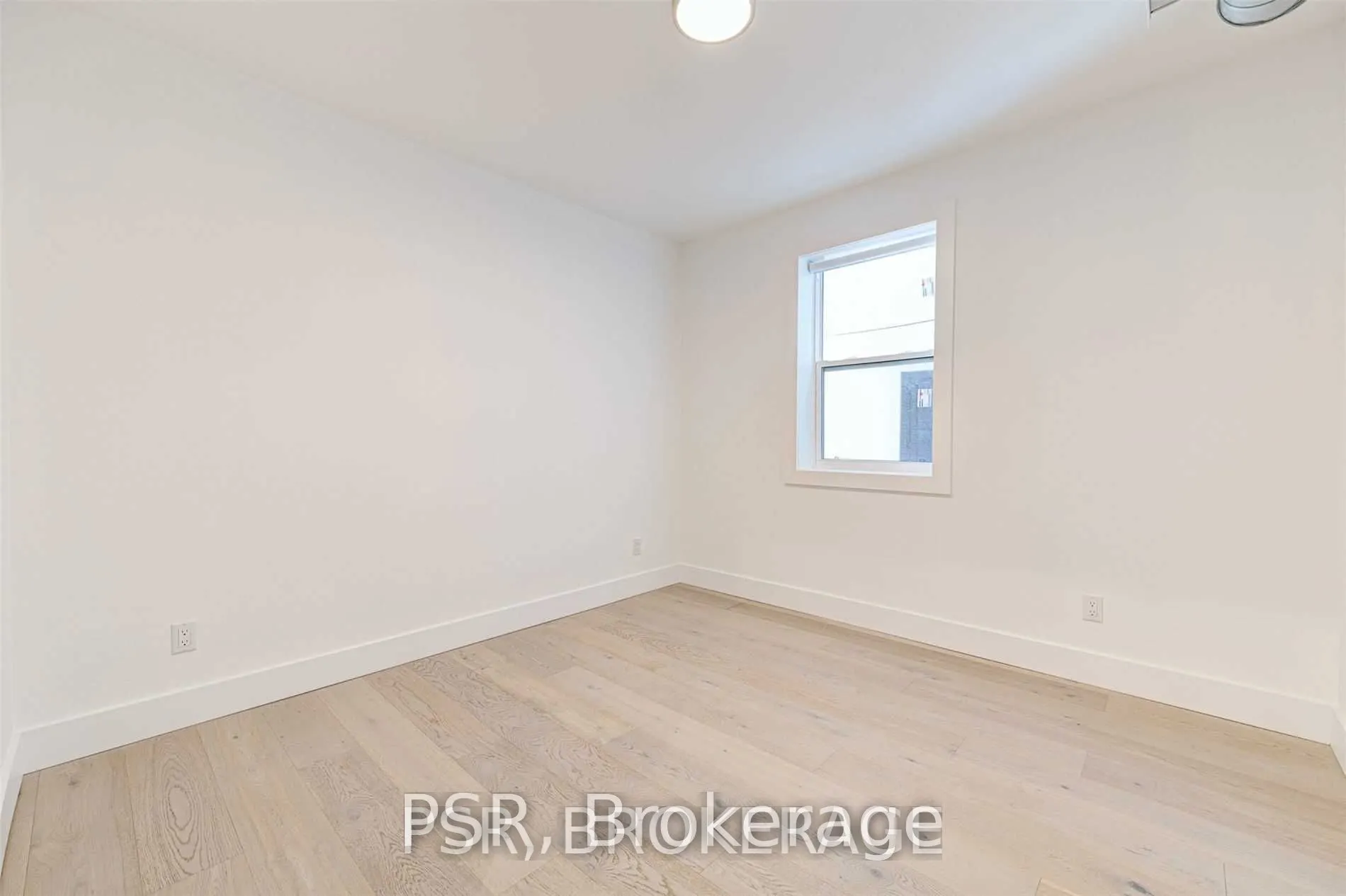 87 Hammersmith Avenue #Main
