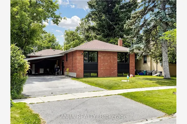 8 Applefield Drive