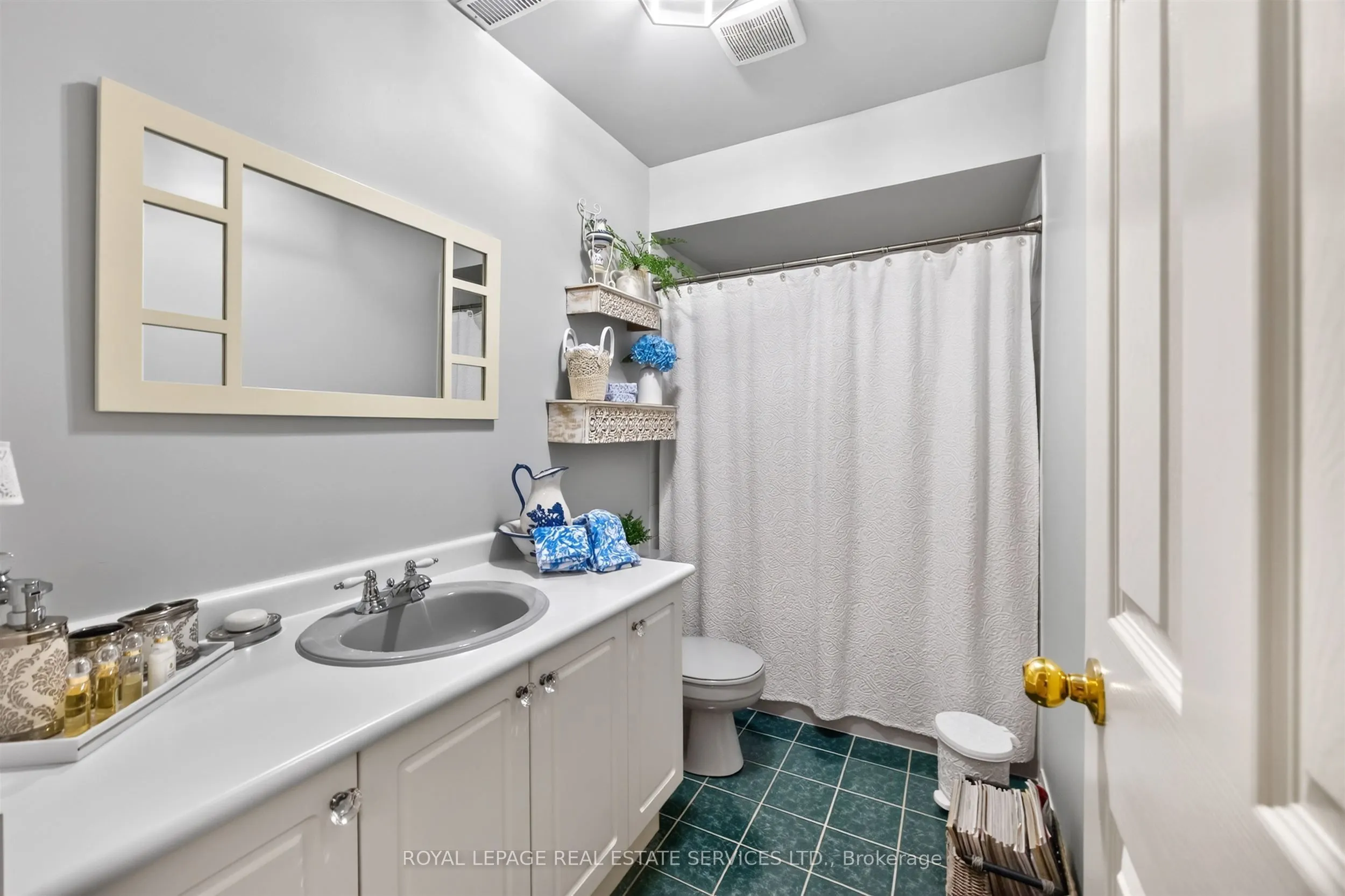 45 Rosemarie Crescent