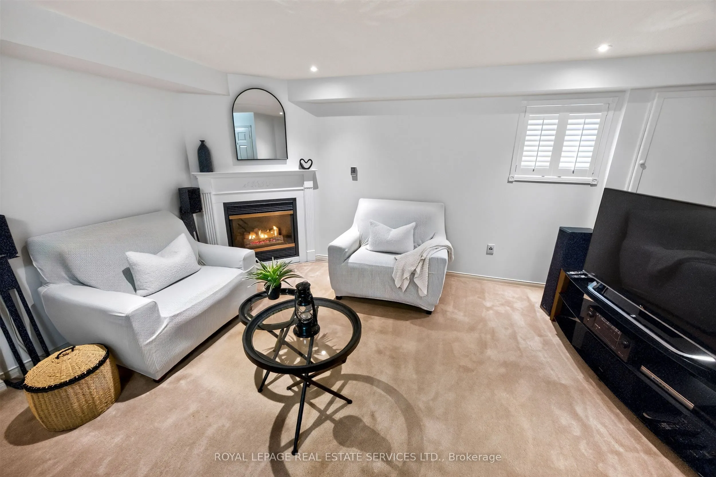 45 Rosemarie Crescent