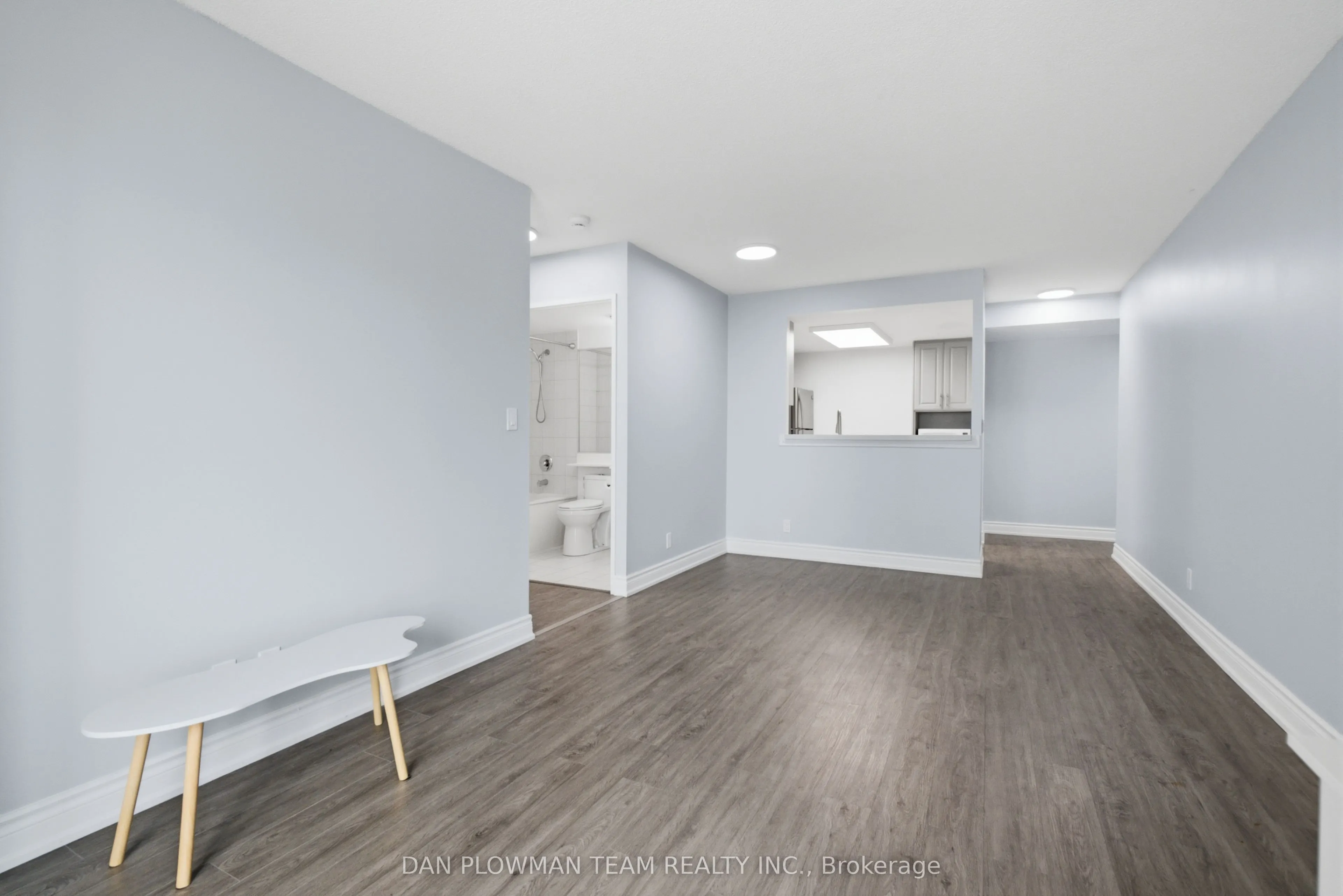 8 Lee Centre Drive #913