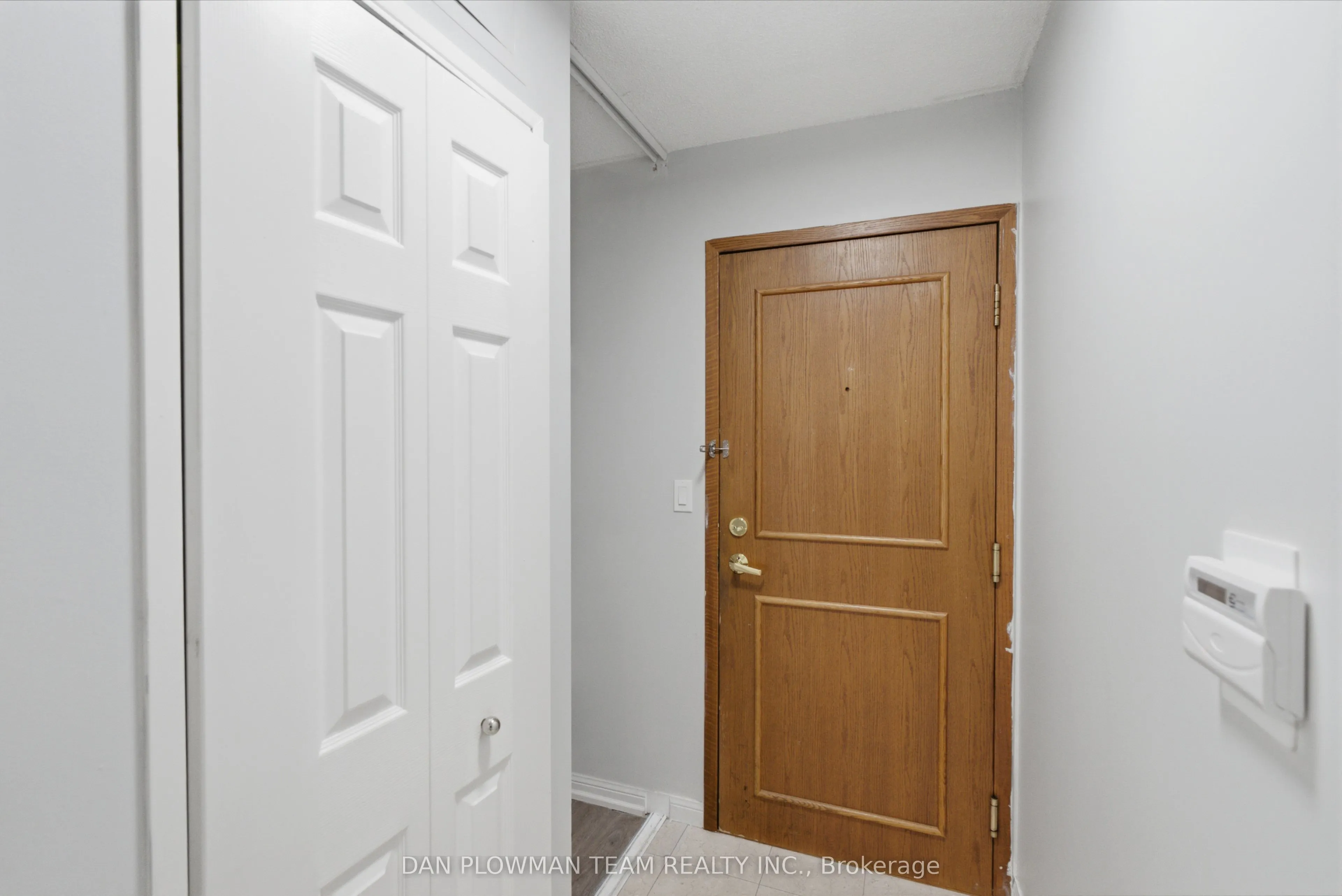 8 Lee Centre Drive #913