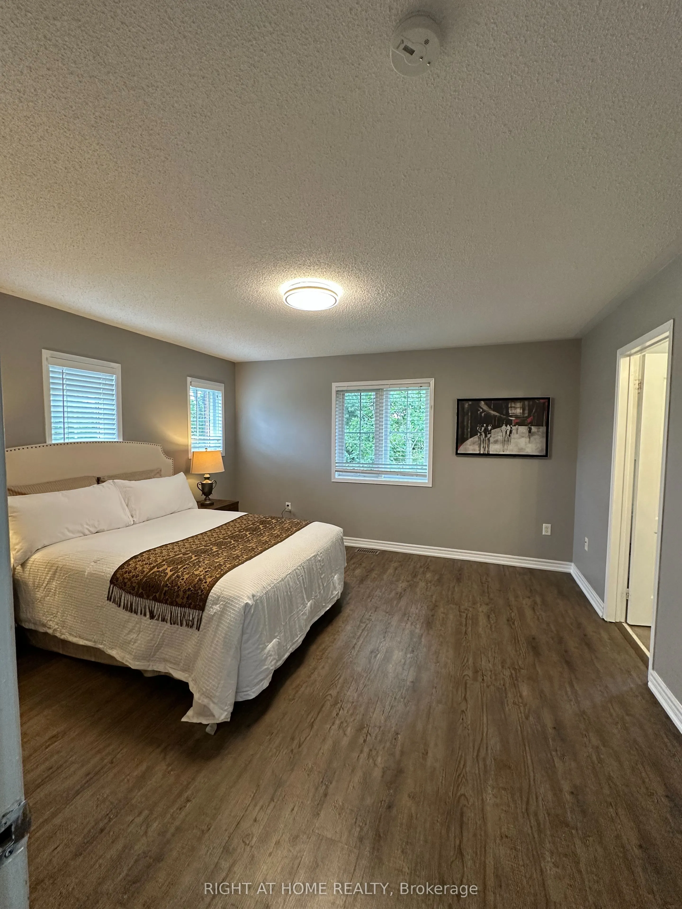 107 Norland Circle