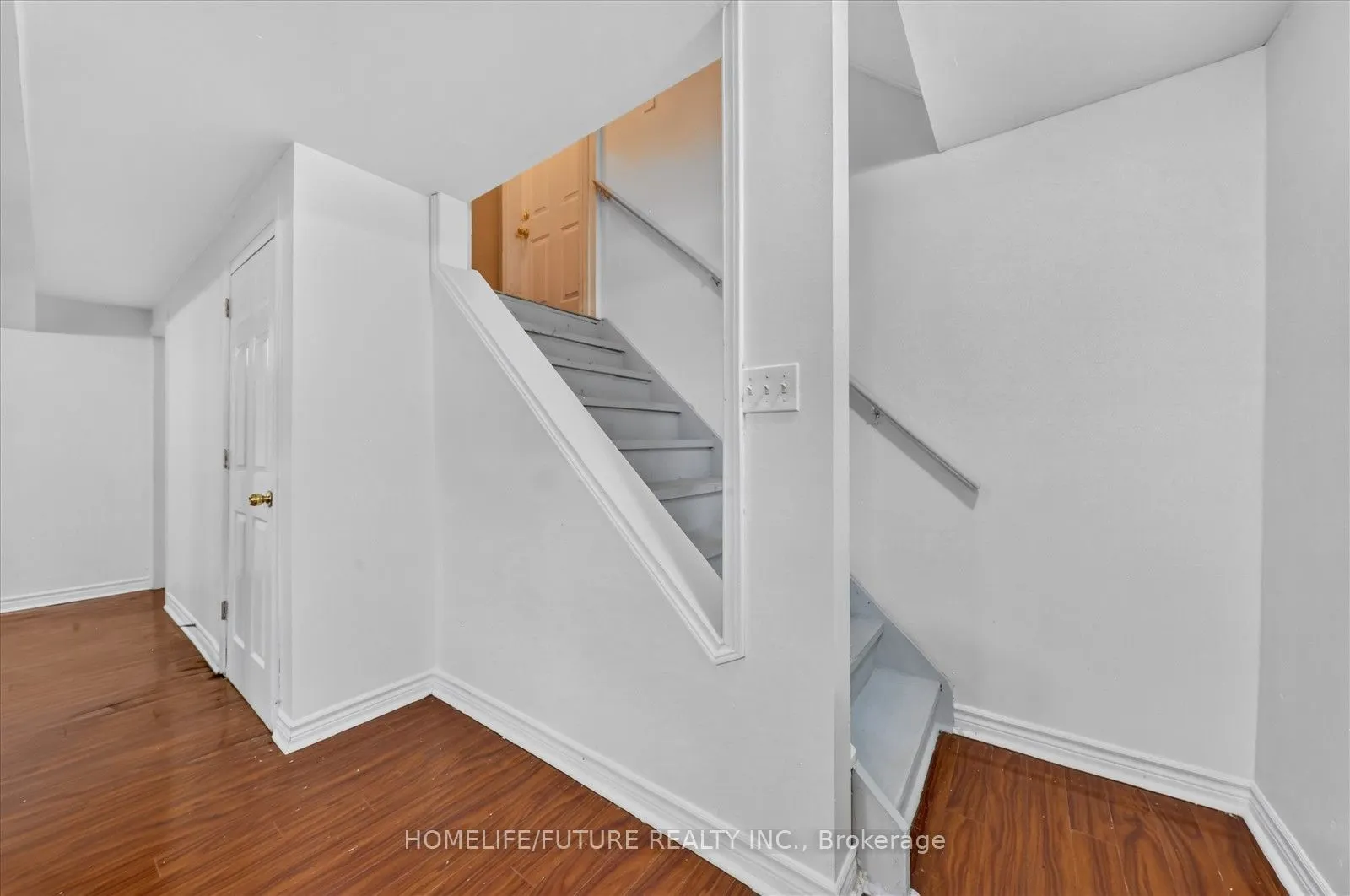 16 Rozell Road
