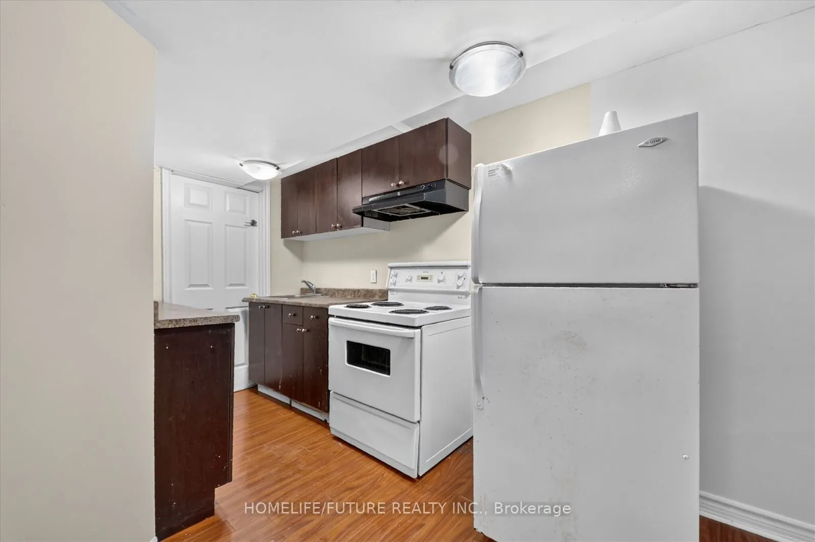 16 Rozell Road