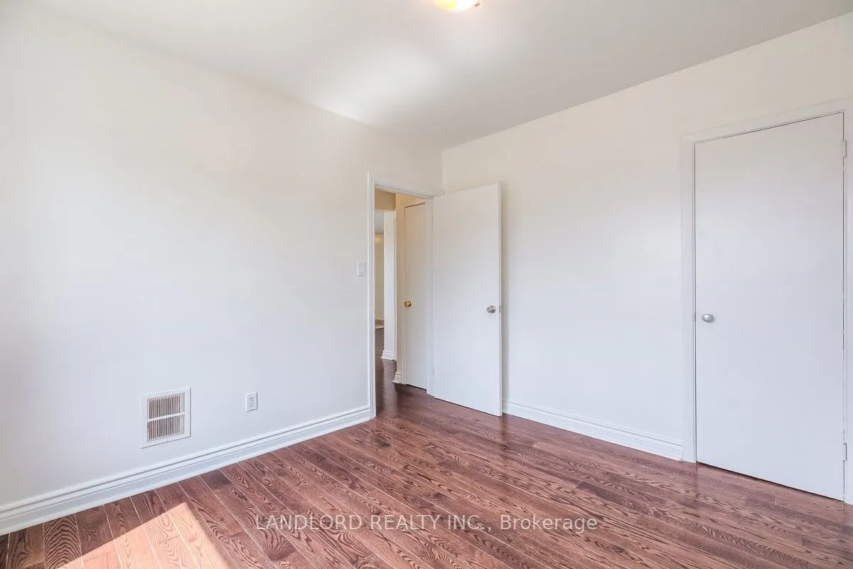 111 Craydon Road #204