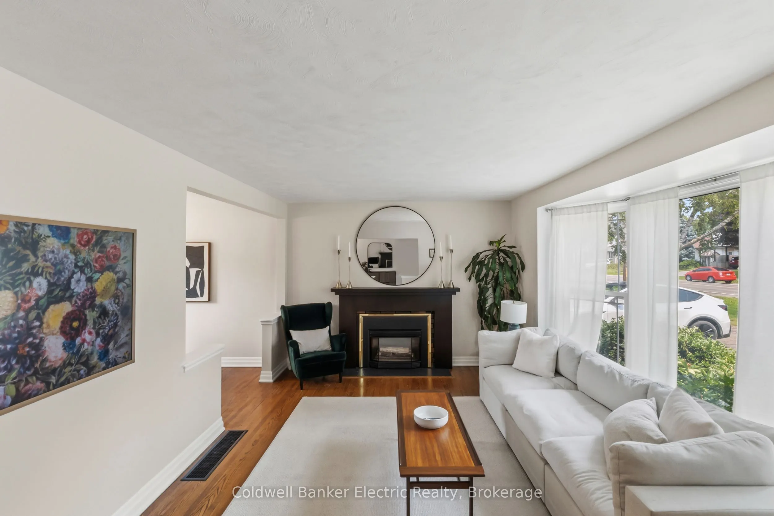326 Cochrane Street