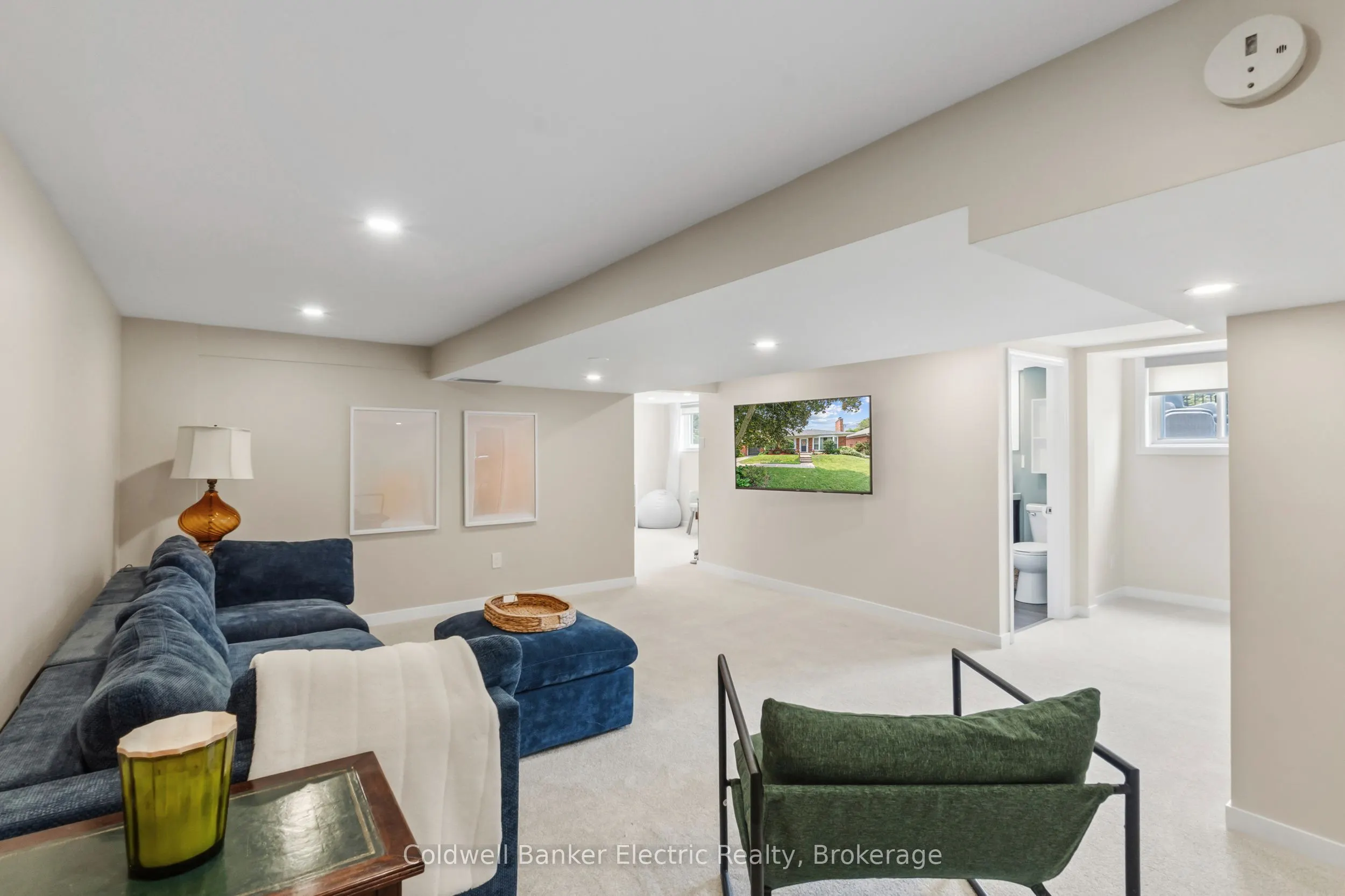 326 Cochrane Street