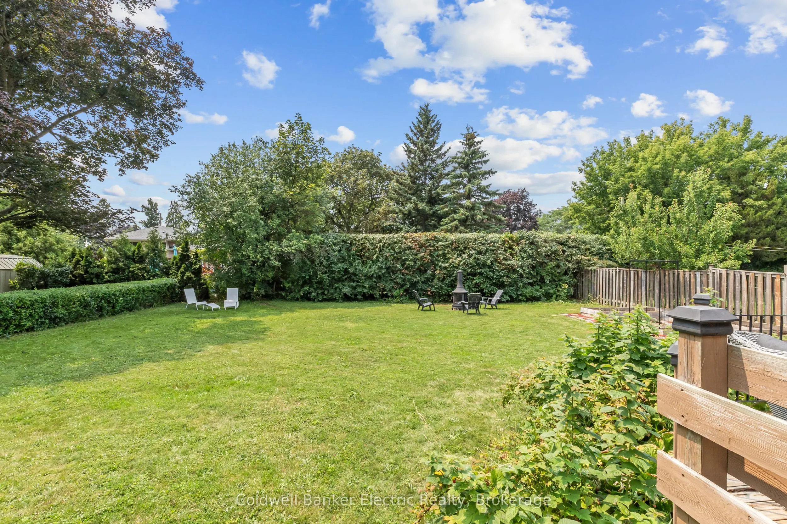 326 Cochrane Street