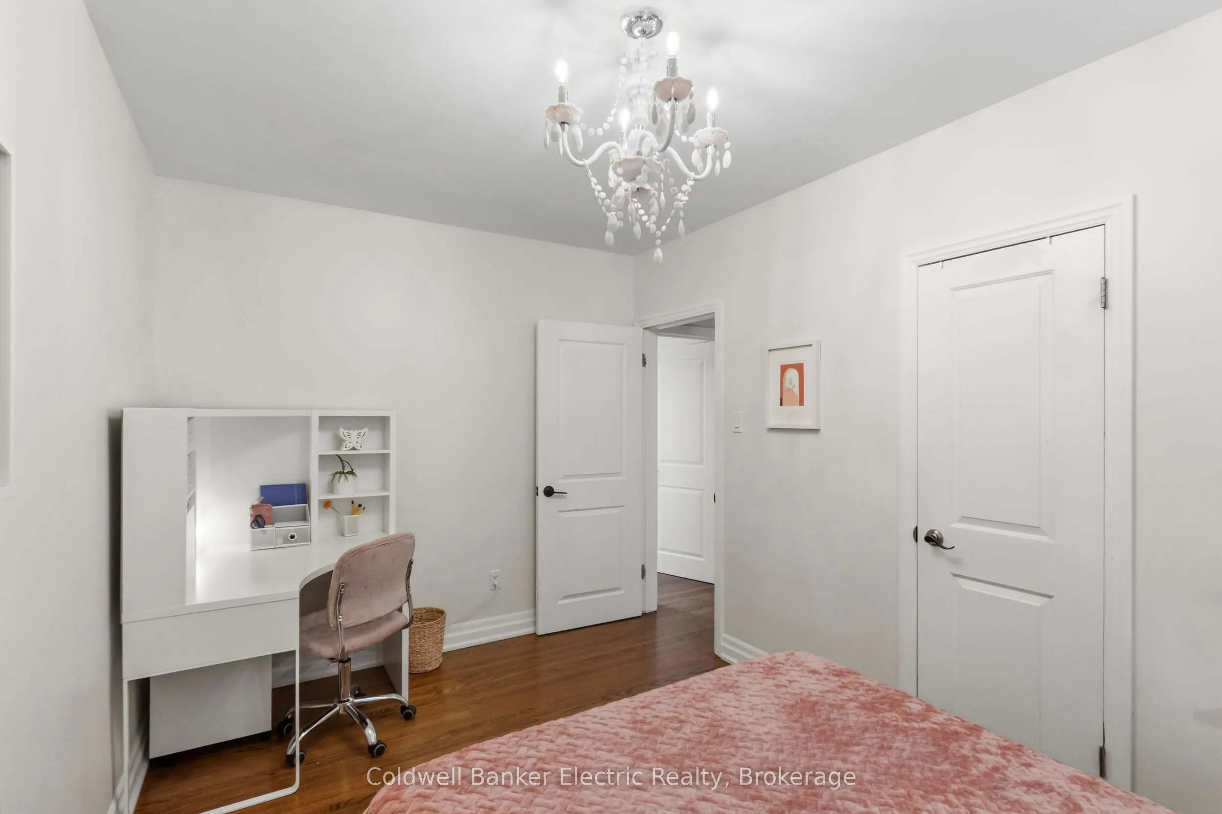 326 Cochrane Street