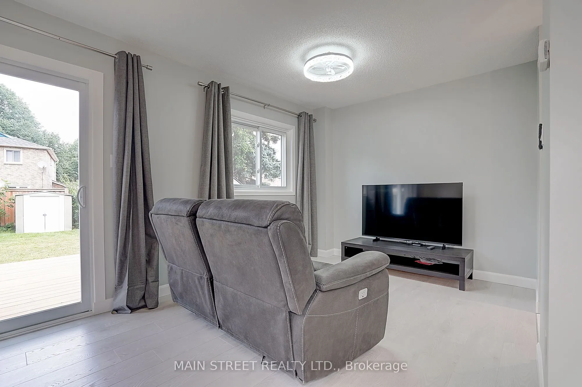 59 Stockbridge Crescent