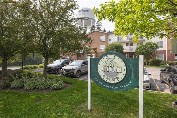 95 Wellington Street #213