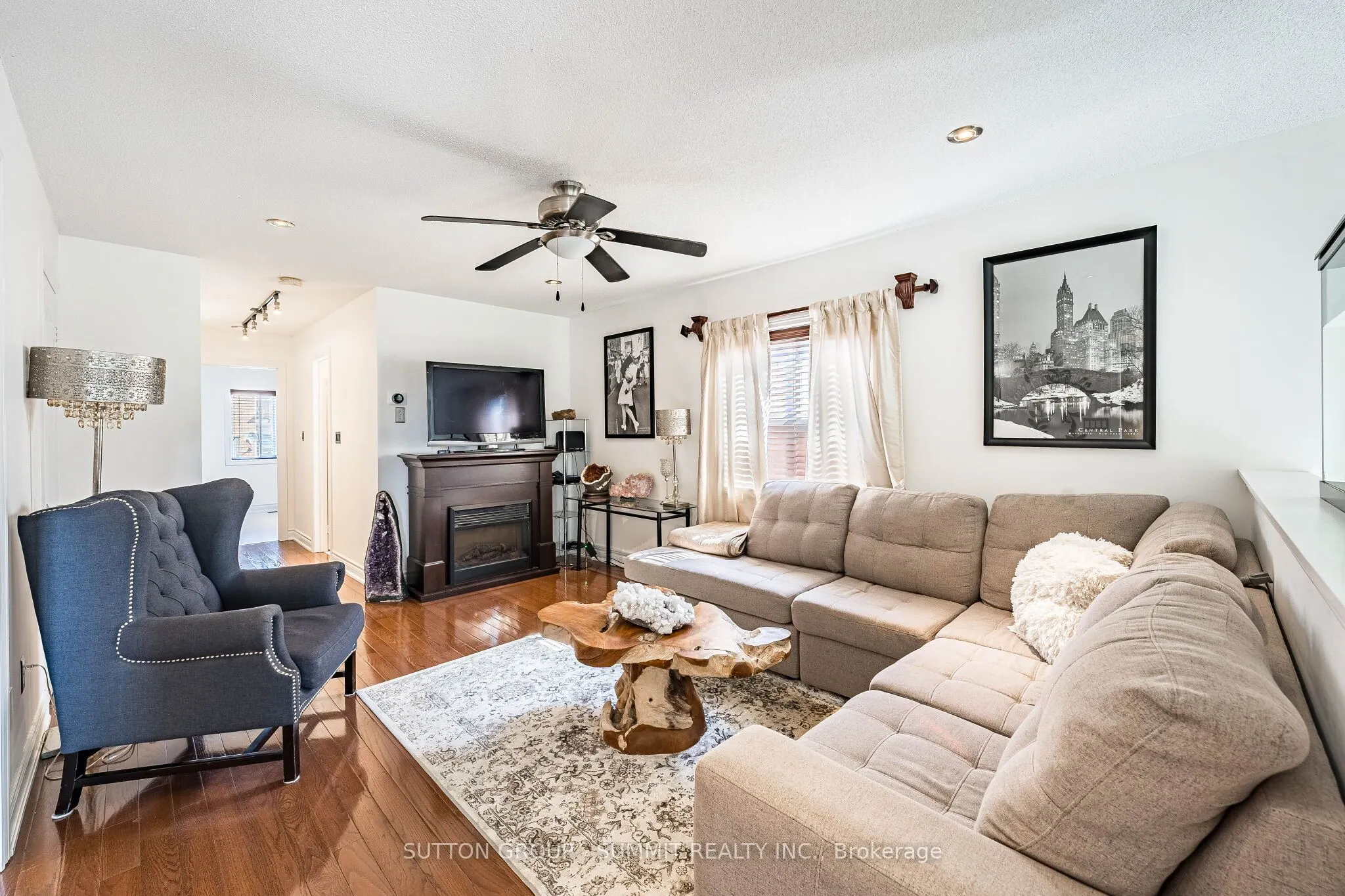 139 Oceanpearl Crescent