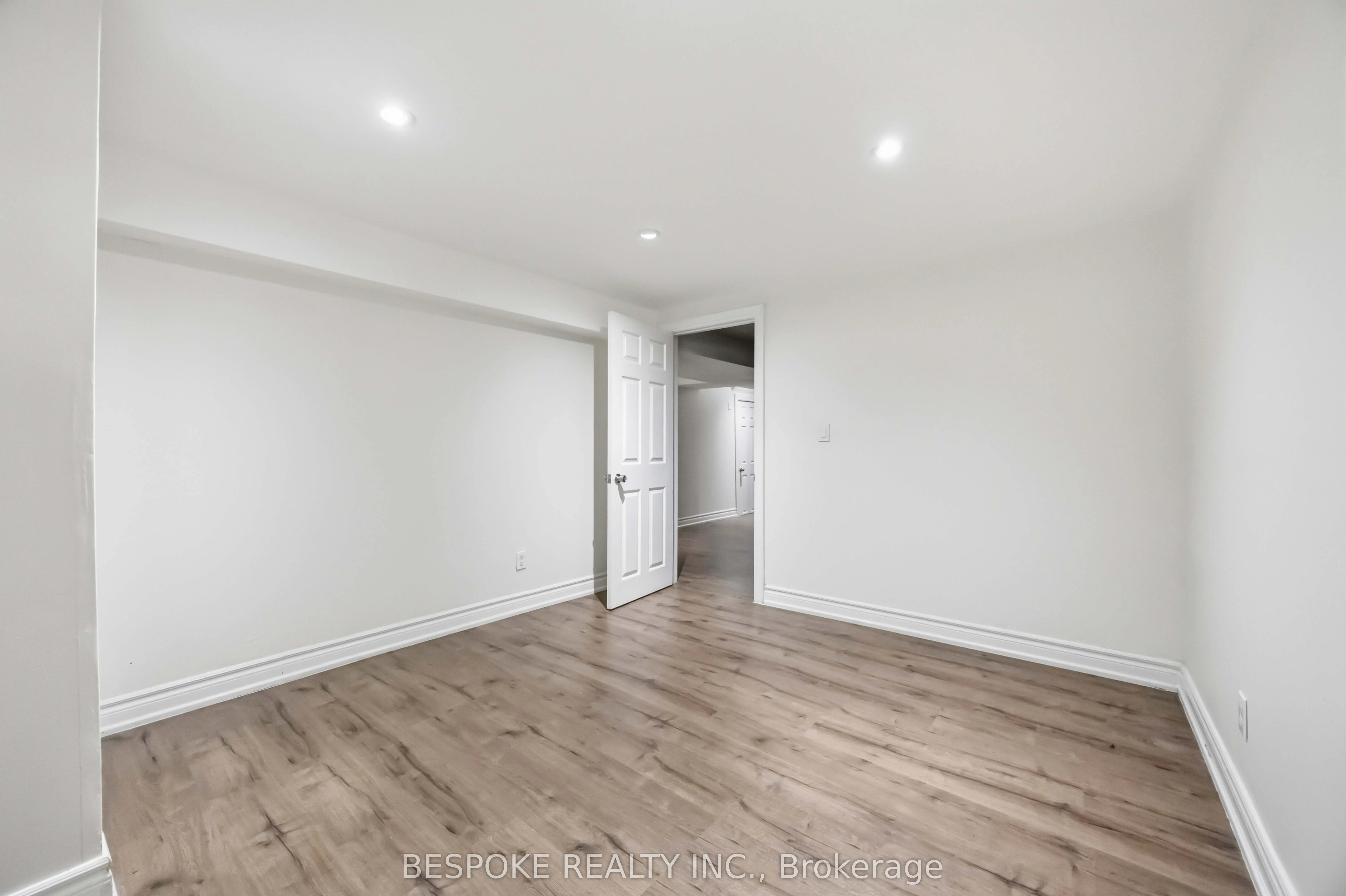 54 Mcinnes Crescent #Bsmt