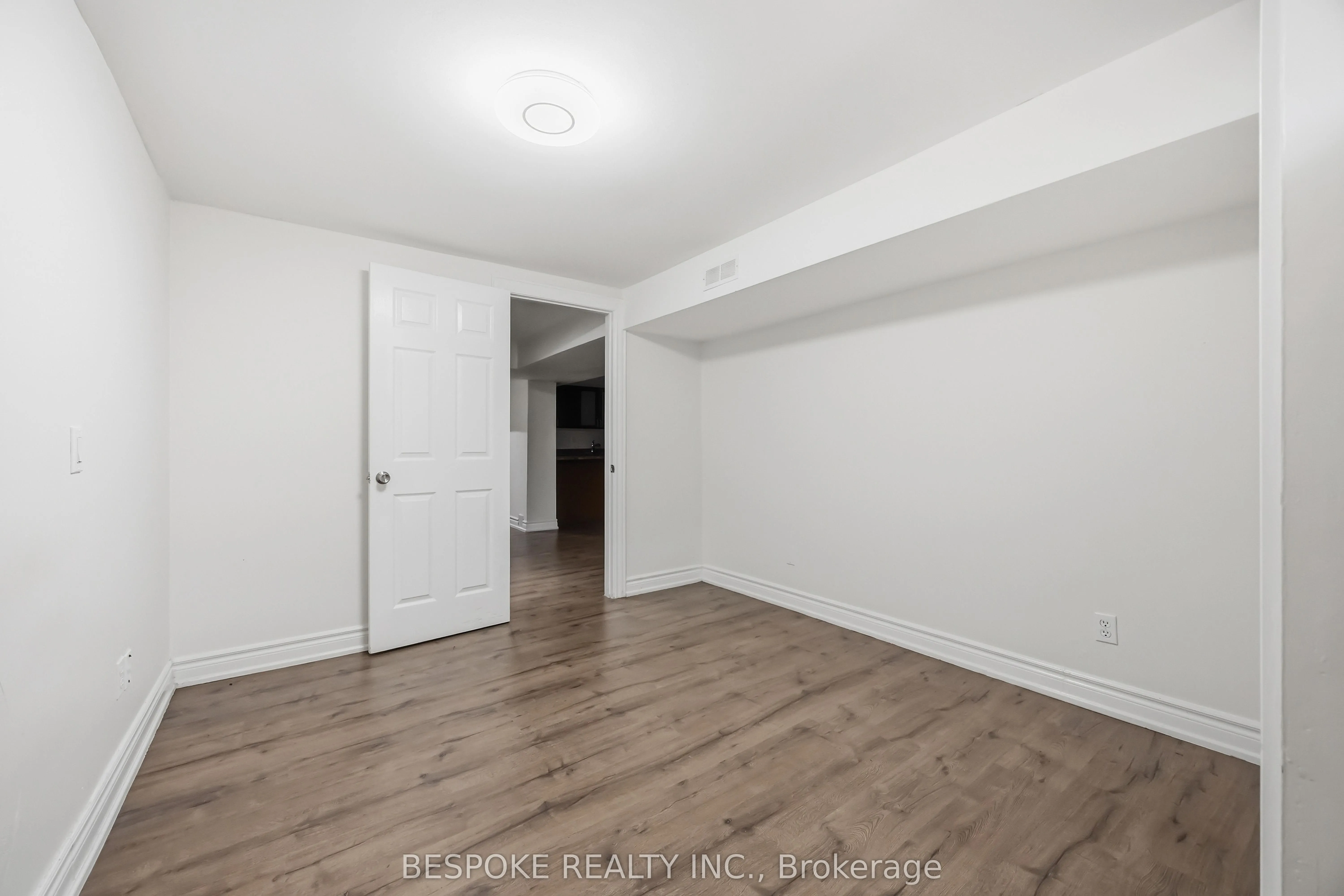 54 Mcinnes Crescent #Bsmt